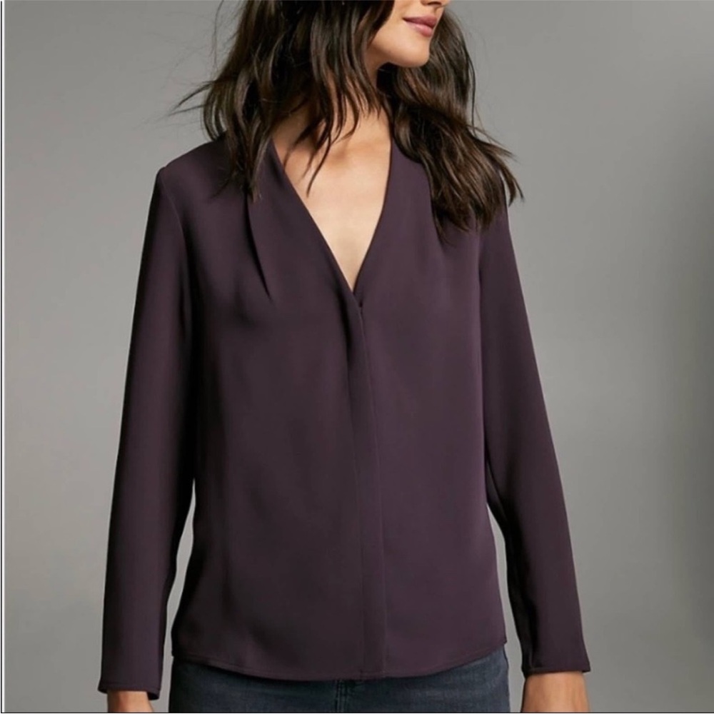 Aritzia Babaton Power Blouse in Plum Purple - Picture 2 of 8